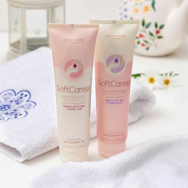 کرم دست و ناخن فندق SoftCaress اوریفلیم